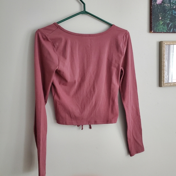 Ruched Crop Top - Picture 3 of 3